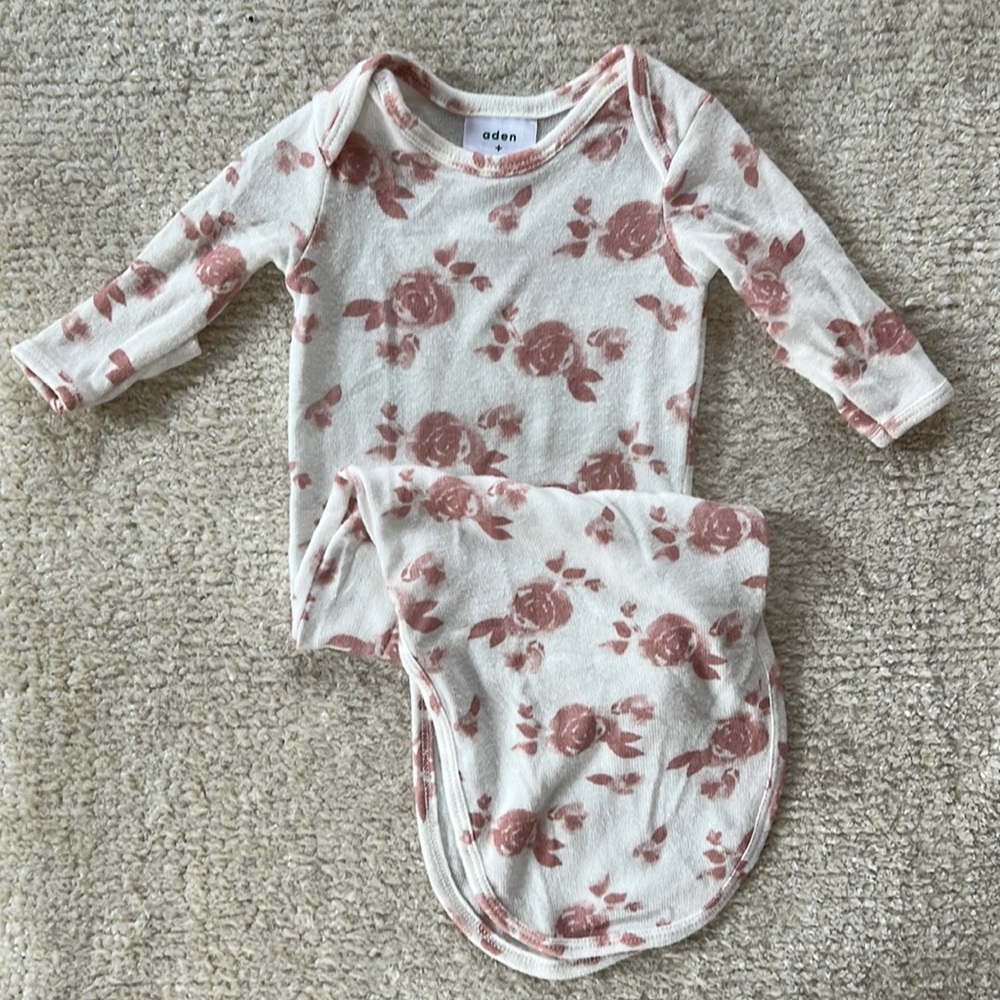 aden + Anais Soft Knit Rose Print Baby Nightgown Pink White